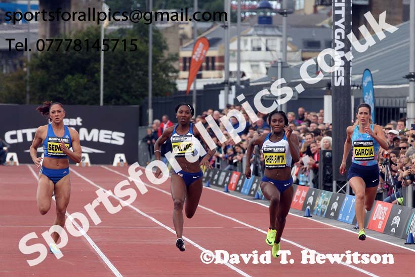 Womens 150 metres, 2017 Great North CityGames, Gateshead/Newcaste. Photo: David T. Hewitson/Sports for All Pics